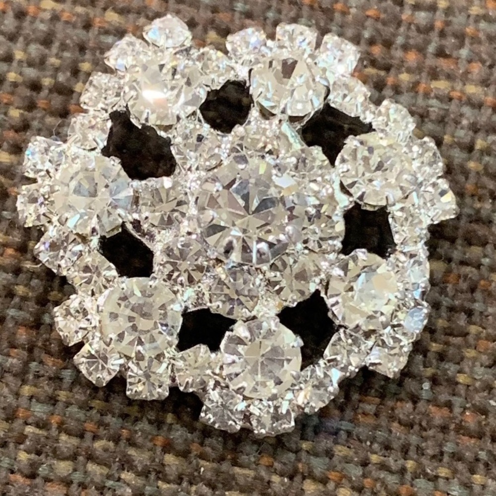 One Rhinestone crystal silver Shank Button Sewing - Picture 4 of 7
